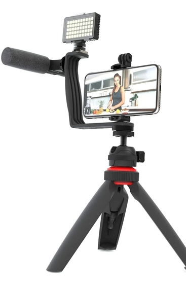Go Viral Super Star Essential Vlogging Kit - Picture 1 of 6